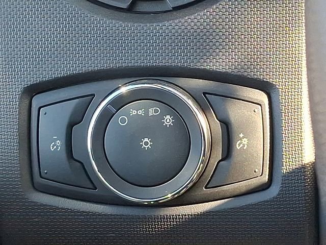 Used 2023 Ford F650 2WD Regular Cab Super Duty image 28