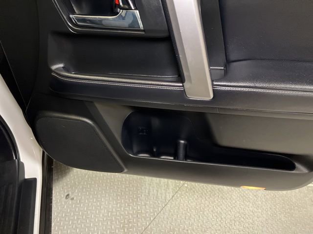 Used 2018 Toyota 4Runner SR5 image 62