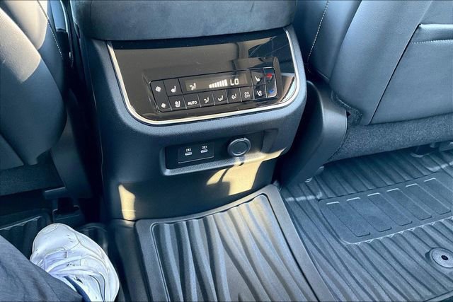 New 2026 INFINITI QX80 Luxe image 34