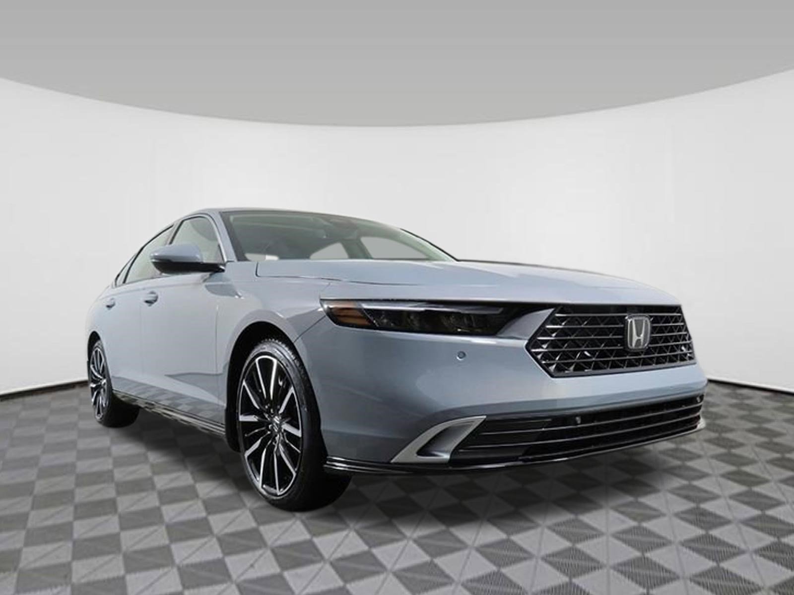 New 2026 Honda Accord Touring image 9