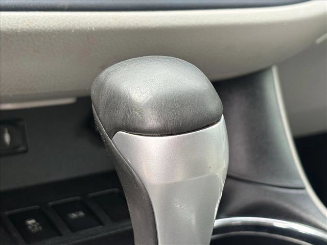 Used 2014 Toyota Highlander Limited image 10