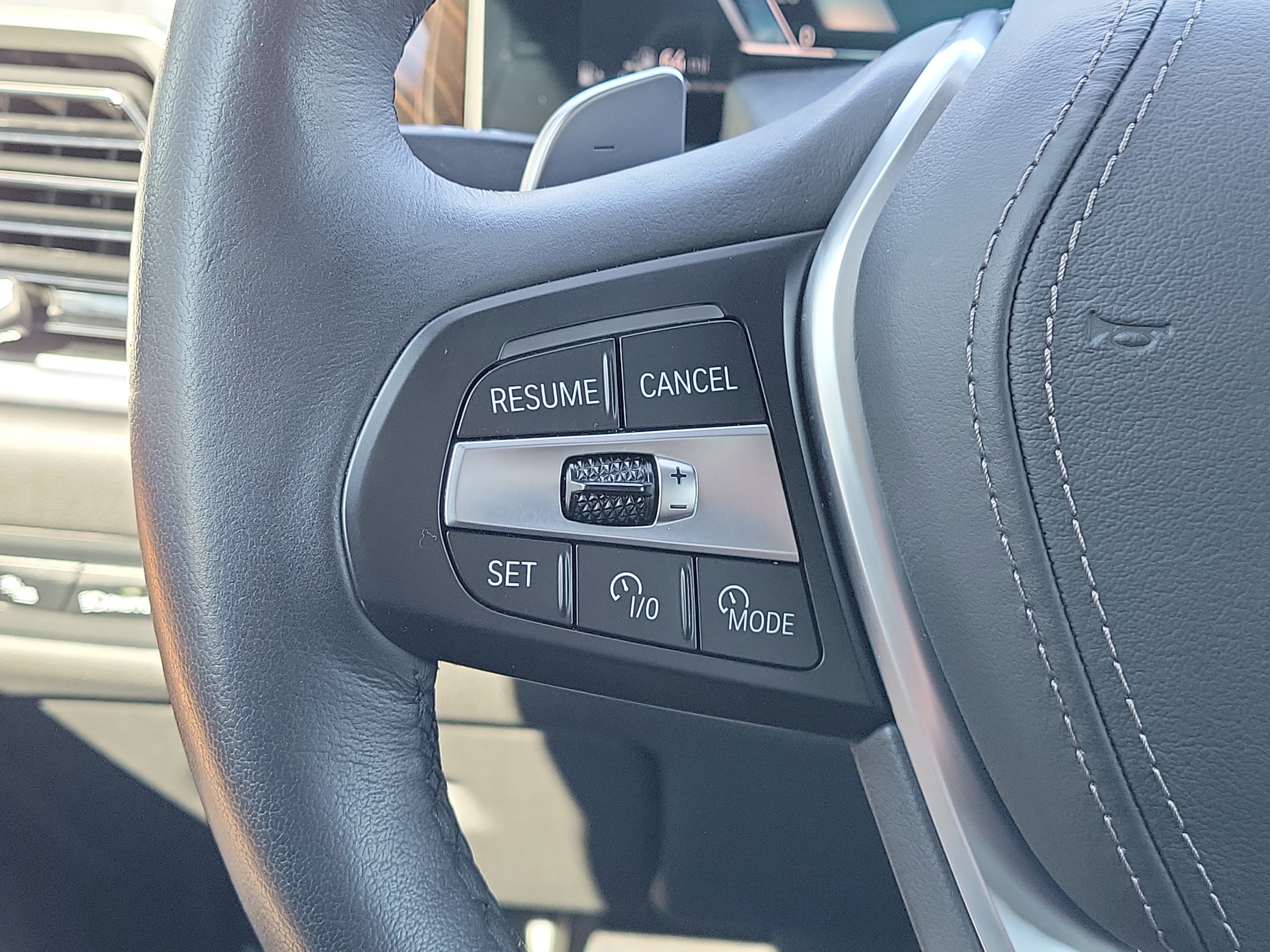 Certified 2025 BMW X5 xDrive50e image 13