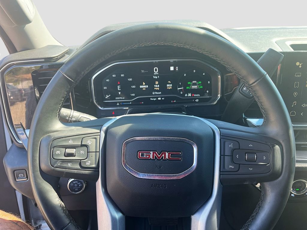 Used 2023 GMC Sierra 1500 SLT w/ X31 Off-Road Package image 11