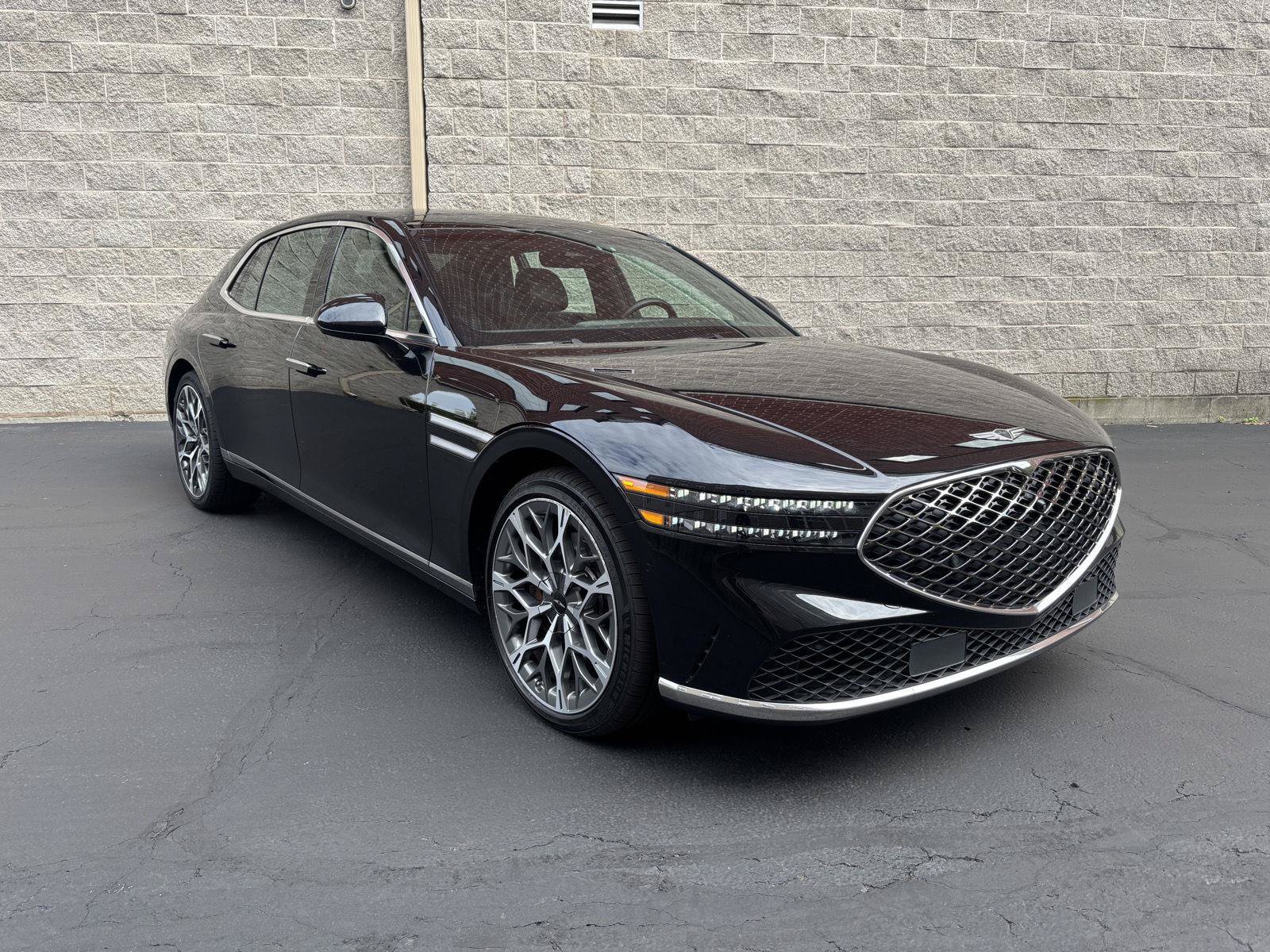 Used 2023 Genesis G90 3.5T