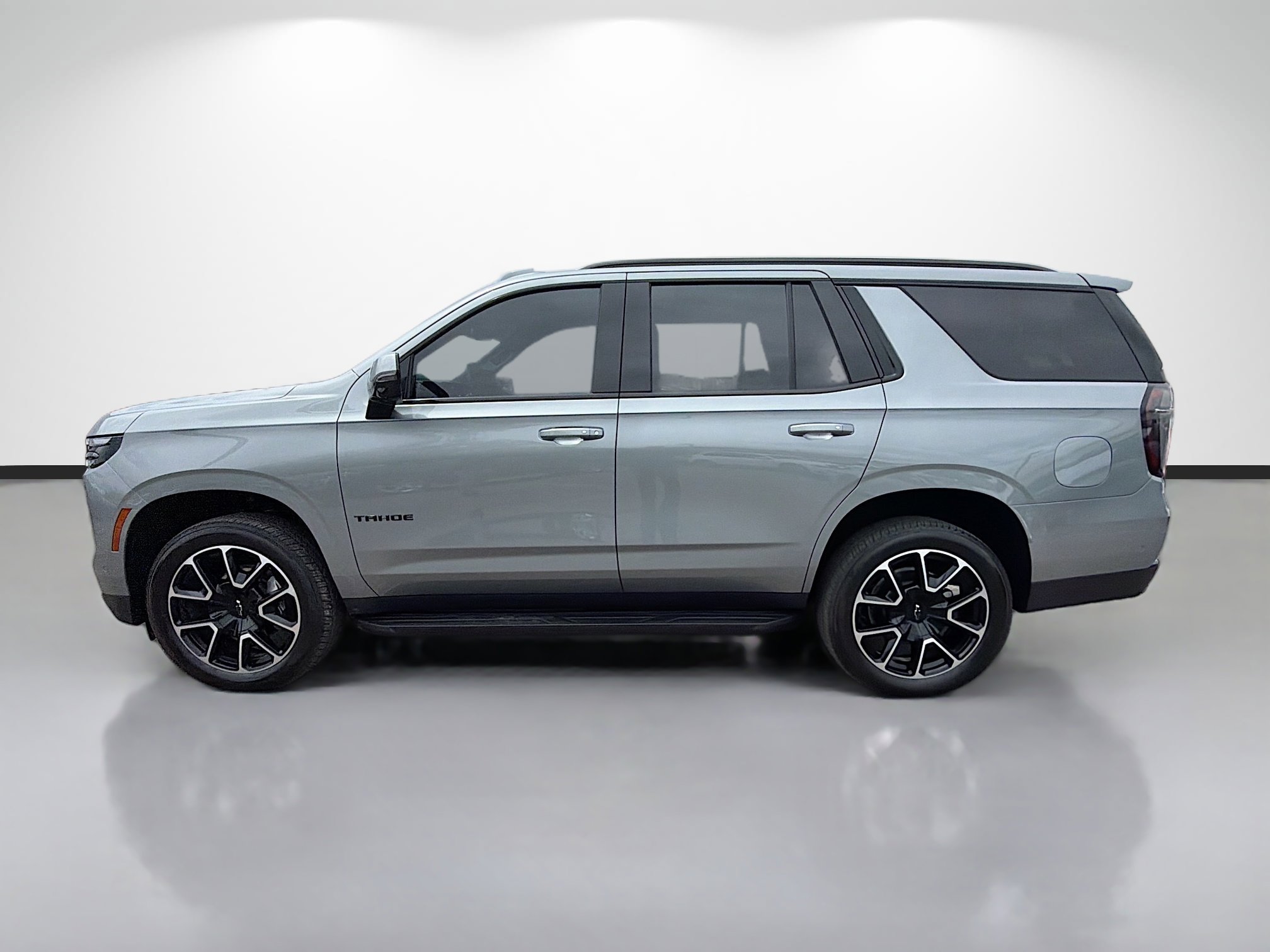 Used 2026 Chevrolet Tahoe RST w/ Comfort Package image 6