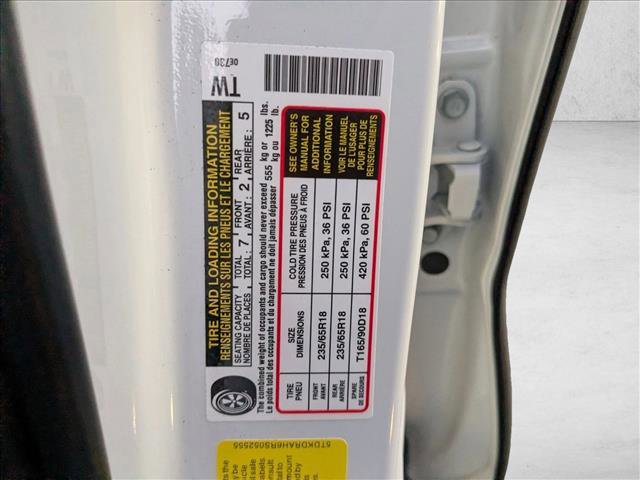 Used 2024 Toyota Highlander XLE image 15