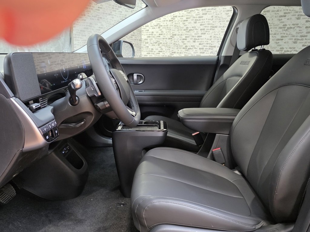 New 2026 Hyundai Ioniq 5 SEL image 24
