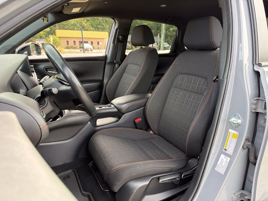 Used 2024 Honda HR-V Sport image 18