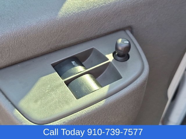 Used 2021 Chevrolet Express 2500 RWD image 13