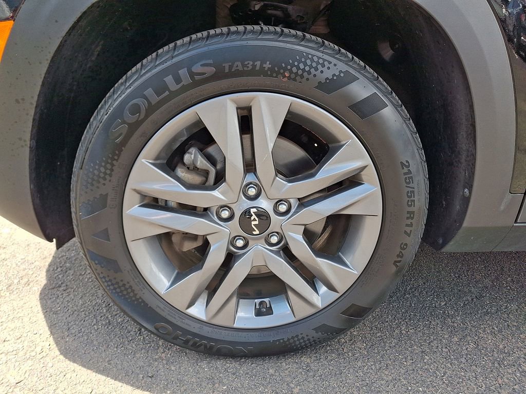 Certified 2023 Kia Seltos LX AWD/4WD image 8