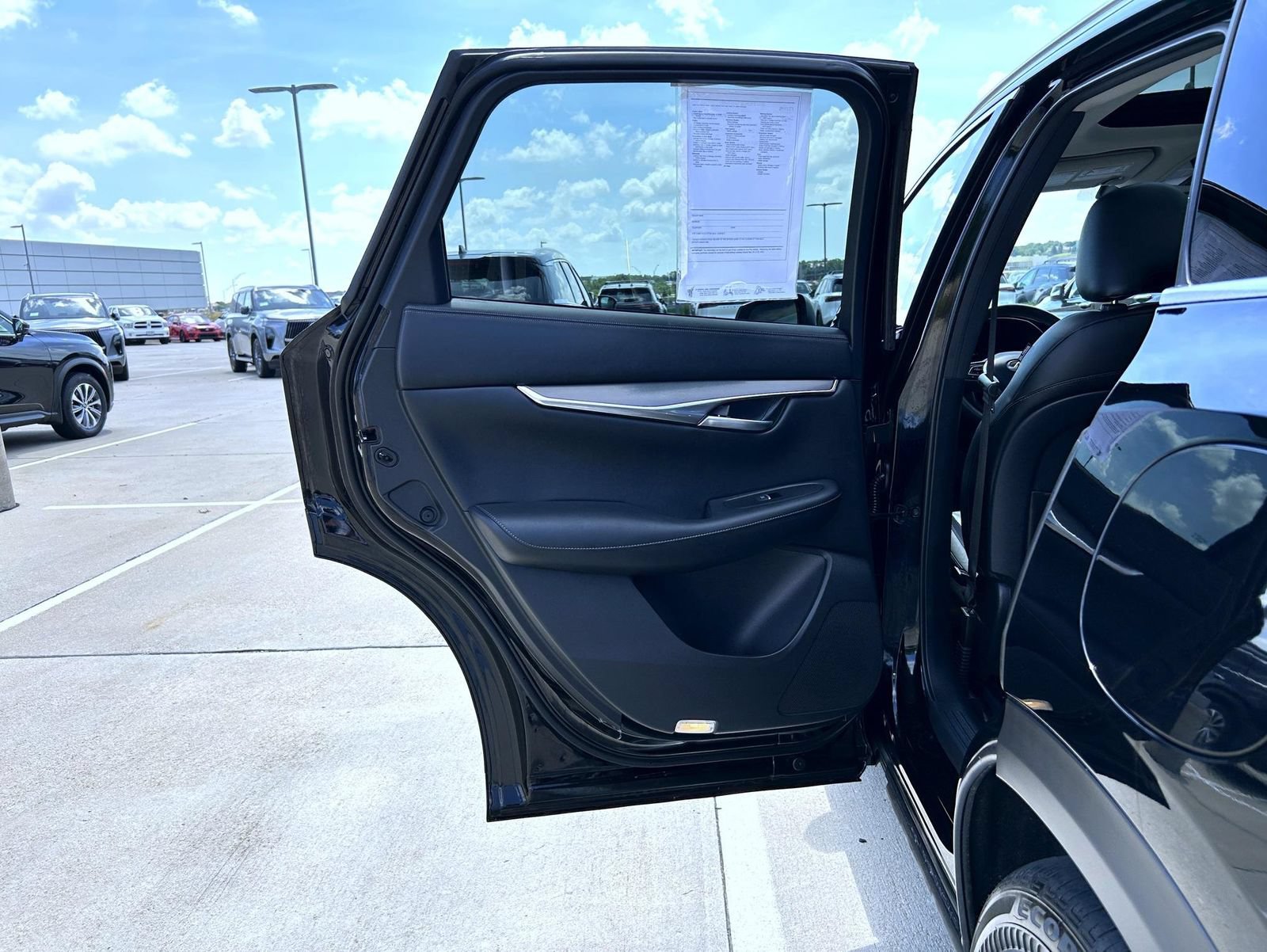 Certified 2025 INFINITI QX50 Luxe AWD/4WD image 20