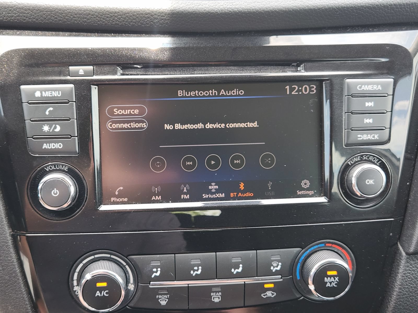 Used 2019 Nissan Rogue S FWD image 21