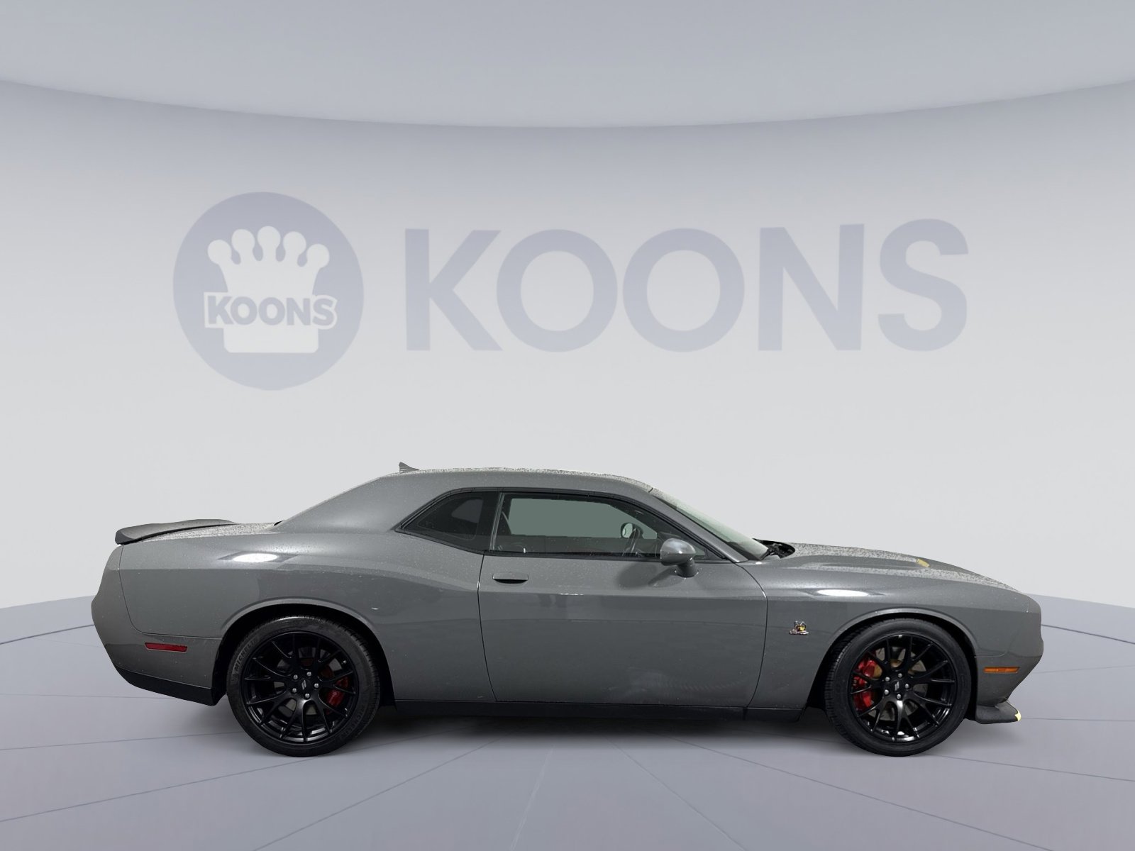 Used 2018 Dodge Challenger R/T Scat Pack w/ Dynamics Package RWD image 8