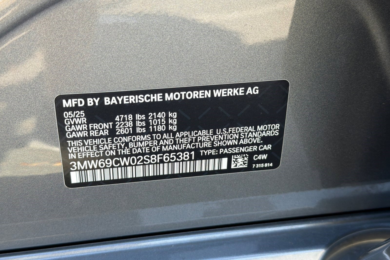 Used 2025 BMW 330i Sedan w/ Premium Package image 41