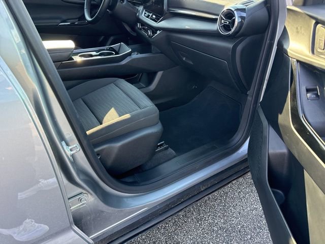 Used 2025 Chevrolet Equinox LT w/ Safety and Technology Package image 22