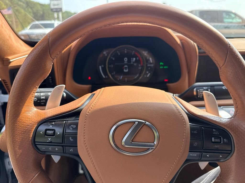Used 2018 Lexus LC 500 Coupe w/ Performance Package RWD image 11