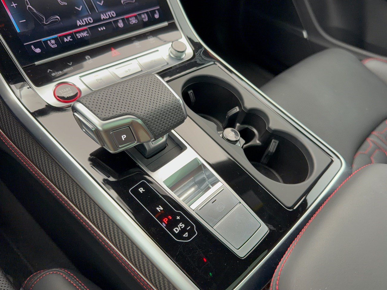 Certified 2025 Audi RS Q8 performance AWD/4WD image 21