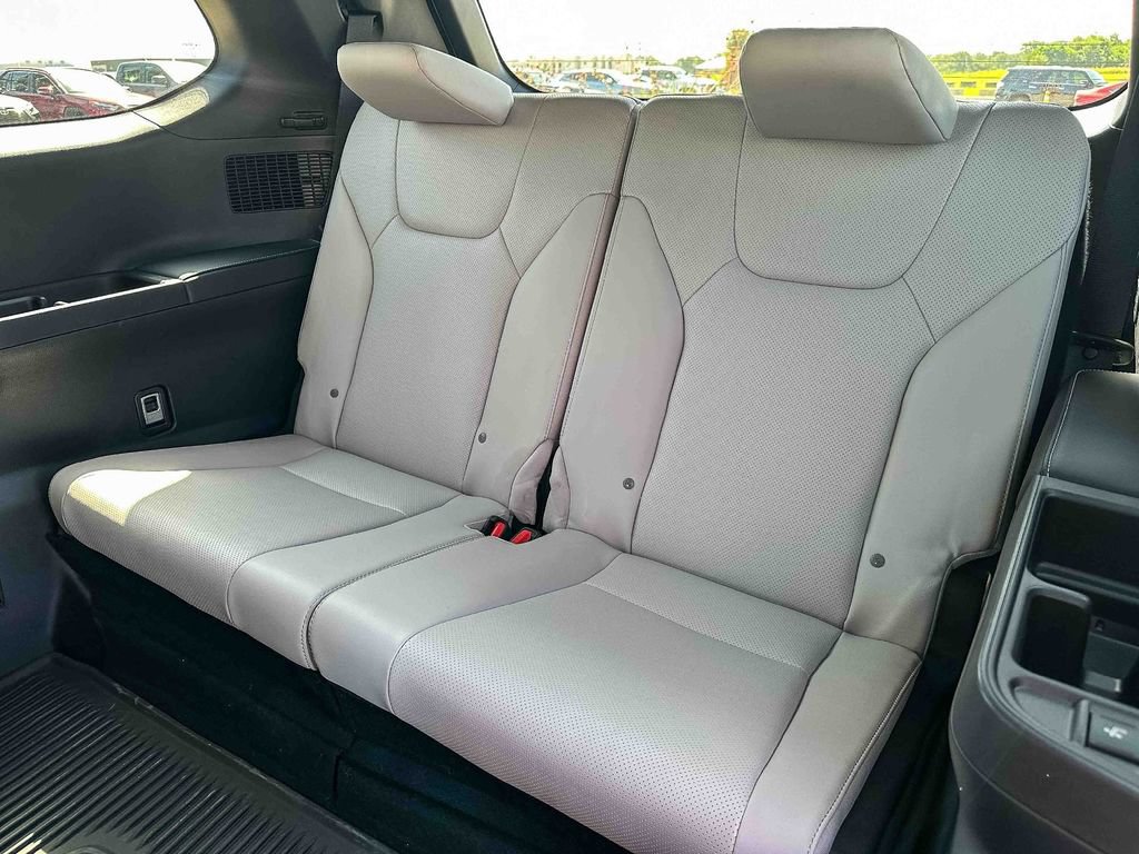Used 2025 Lexus TX 350 AWD w/ Technology Package image 21