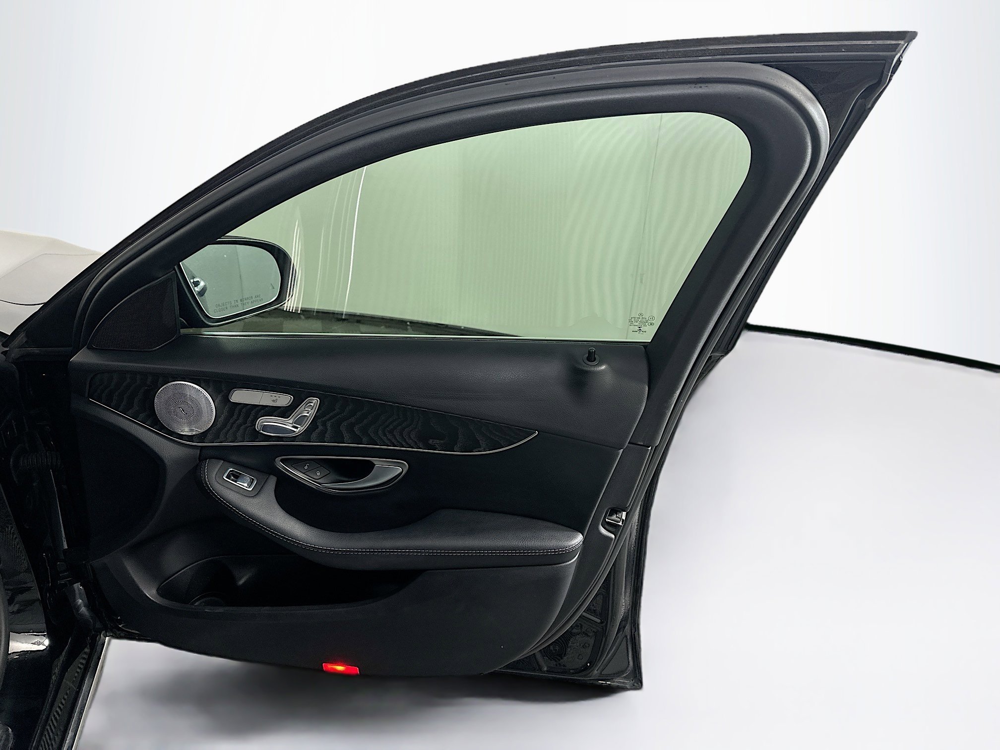 Used 2017 Mercedes-Benz C 300 Sedan image 34