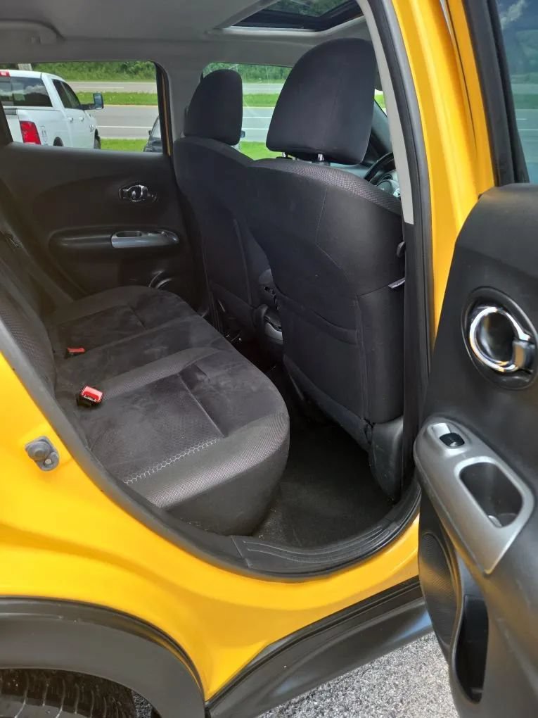 Used 2015 Nissan Juke SV w/ Technology Package AWD/4WD image 9