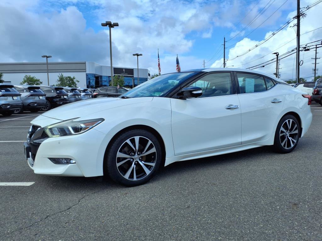 Used 2018 Nissan Maxima Platinum image 3