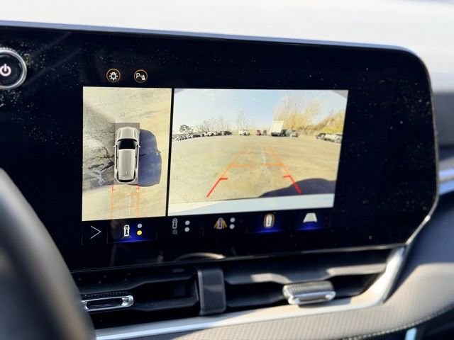 Certified 2025 Chevrolet Equinox LT w/ Safety and Technology Package FWD image 14