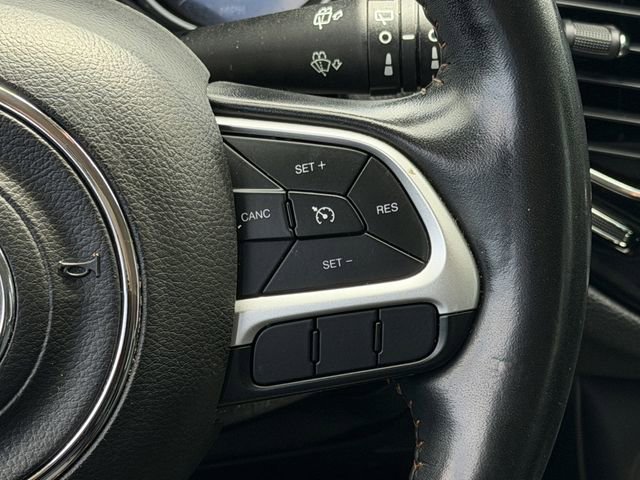 Used 2020 Jeep Compass Limited image 15