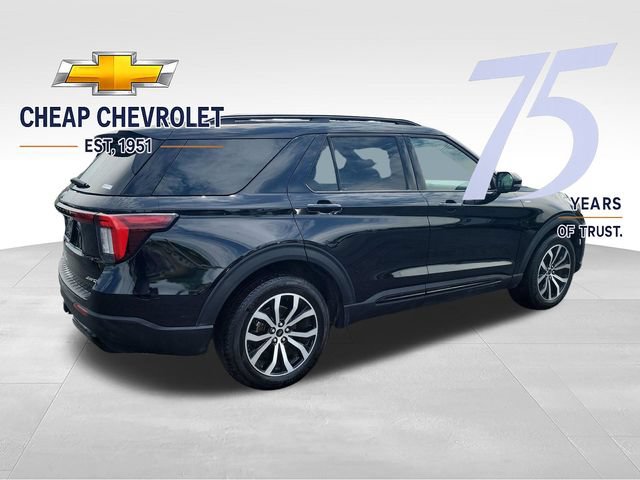Used 2025 Ford Explorer ST-Line AWD/4WD image 5
