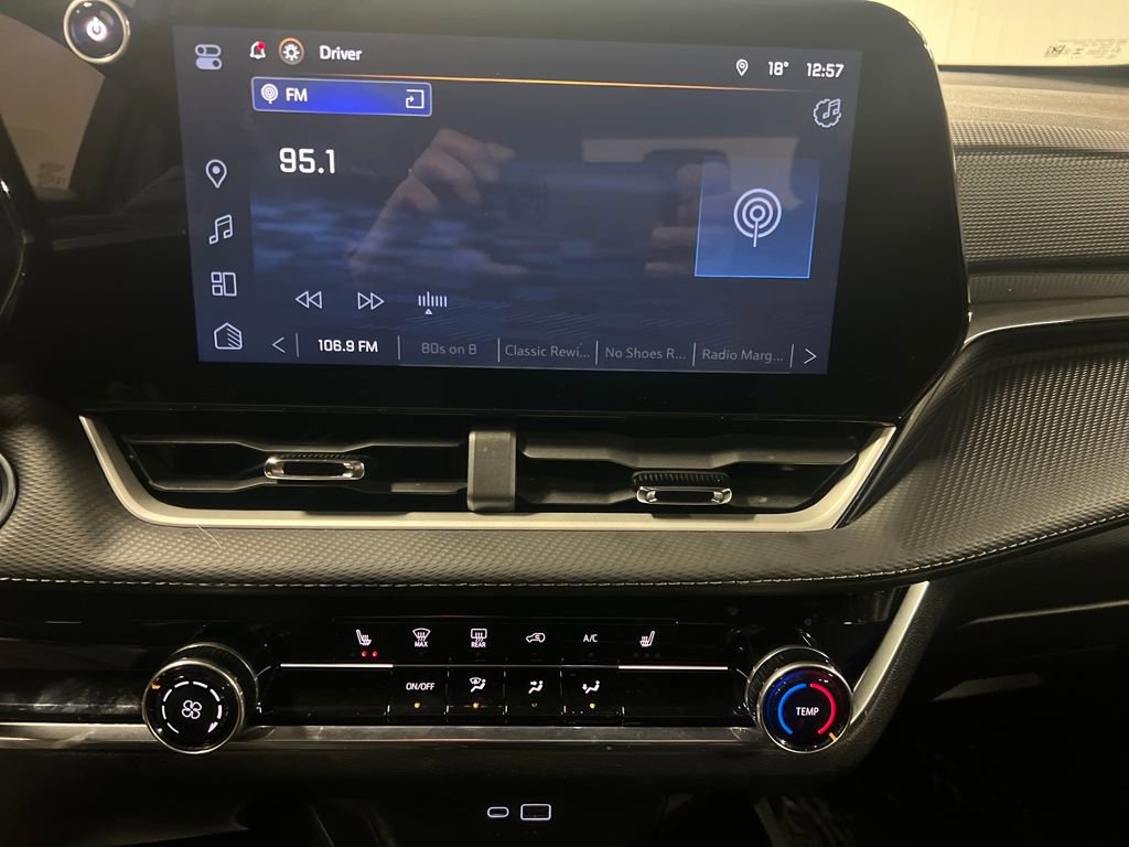 Certified 2025 Chevrolet Equinox LT AWD/4WD image 23