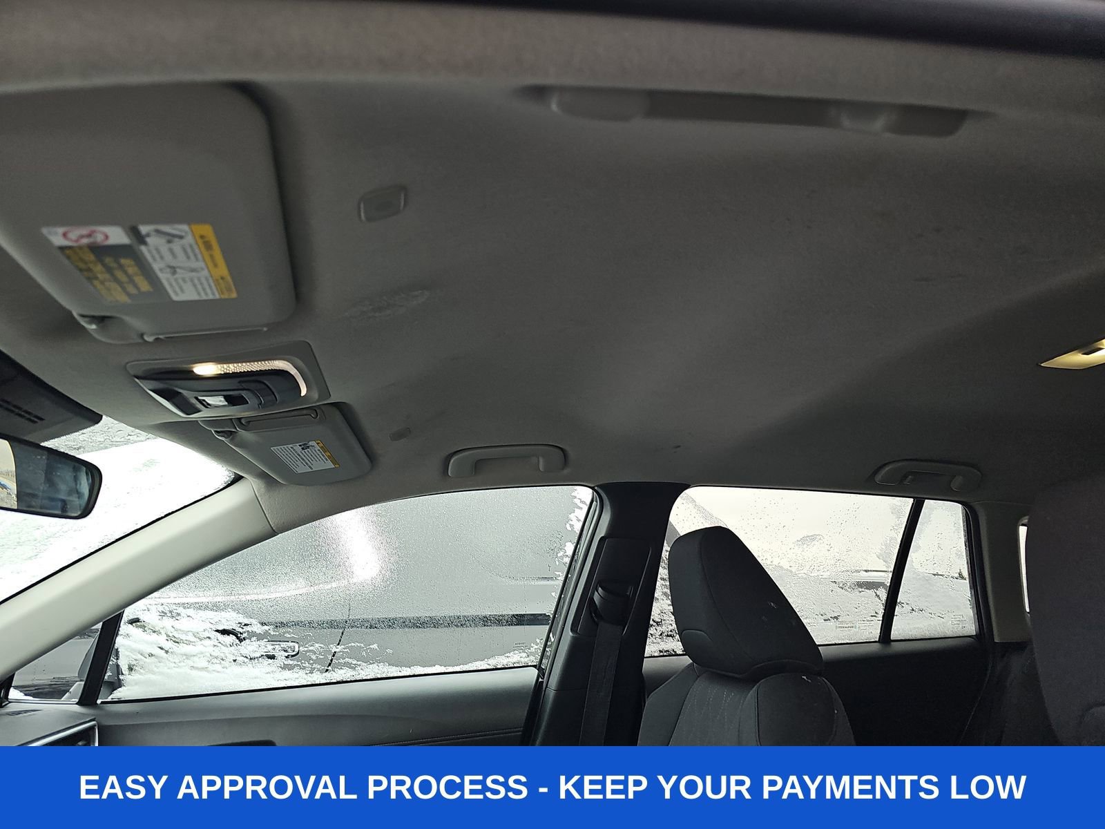 Used 2024 Toyota Corolla Cross LE image 41