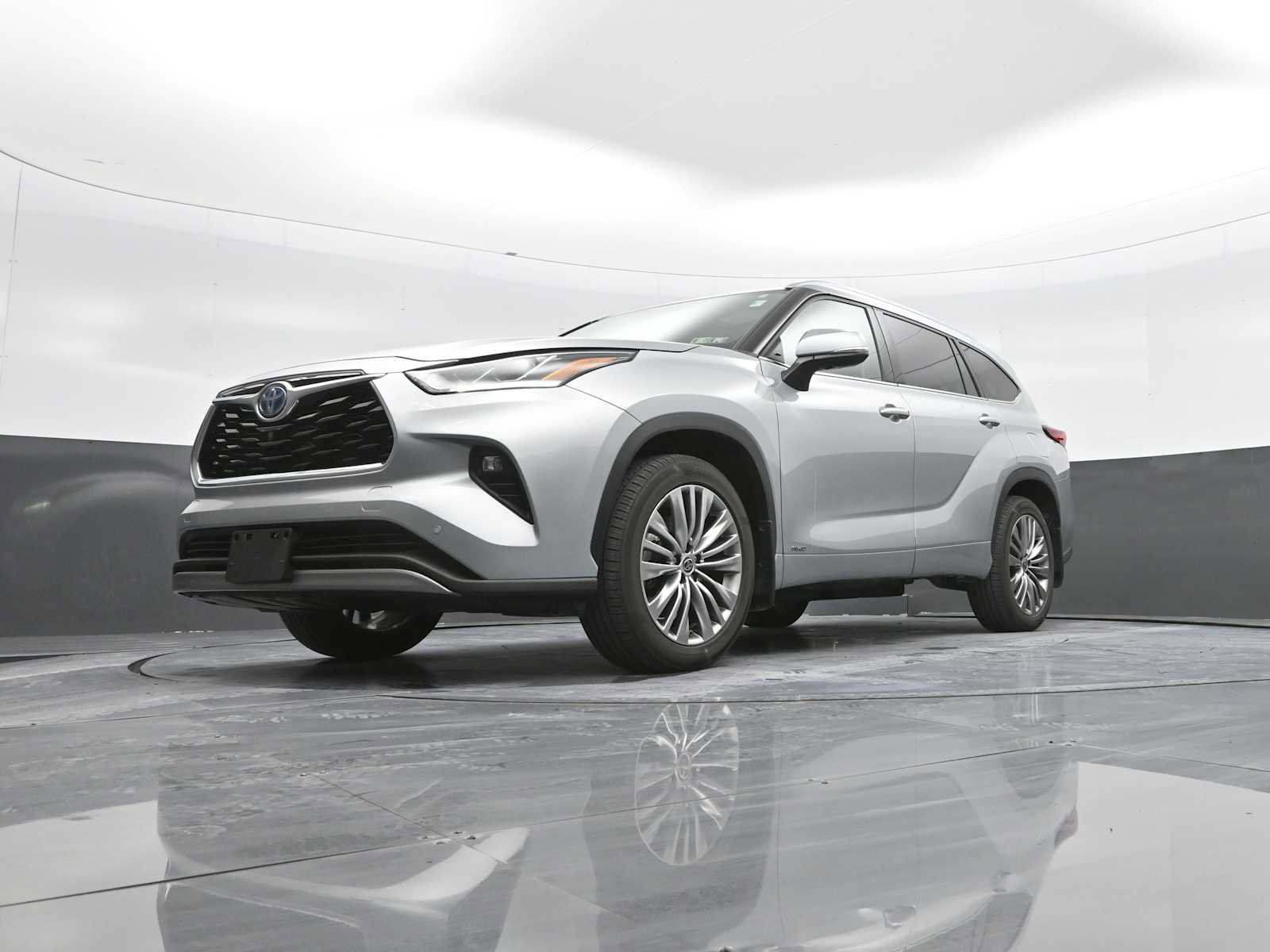 Used 2022 Toyota Highlander Platinum image 35