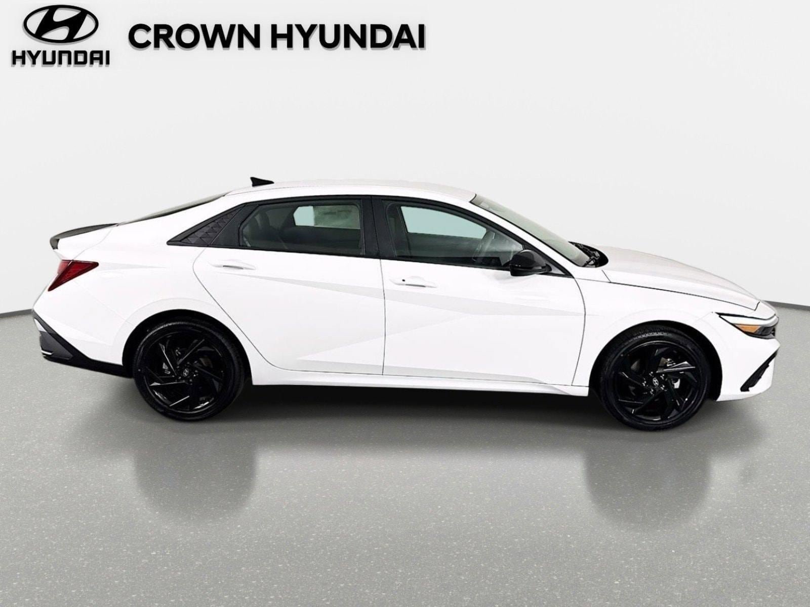 New 2026 Hyundai Elantra Sport FWD image 4