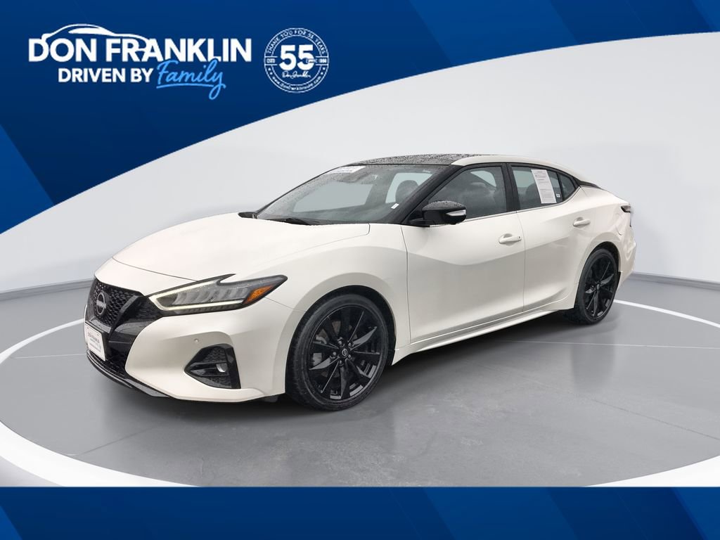 Used 2023 Nissan Maxima SR w/ Sport Mat Group image 1