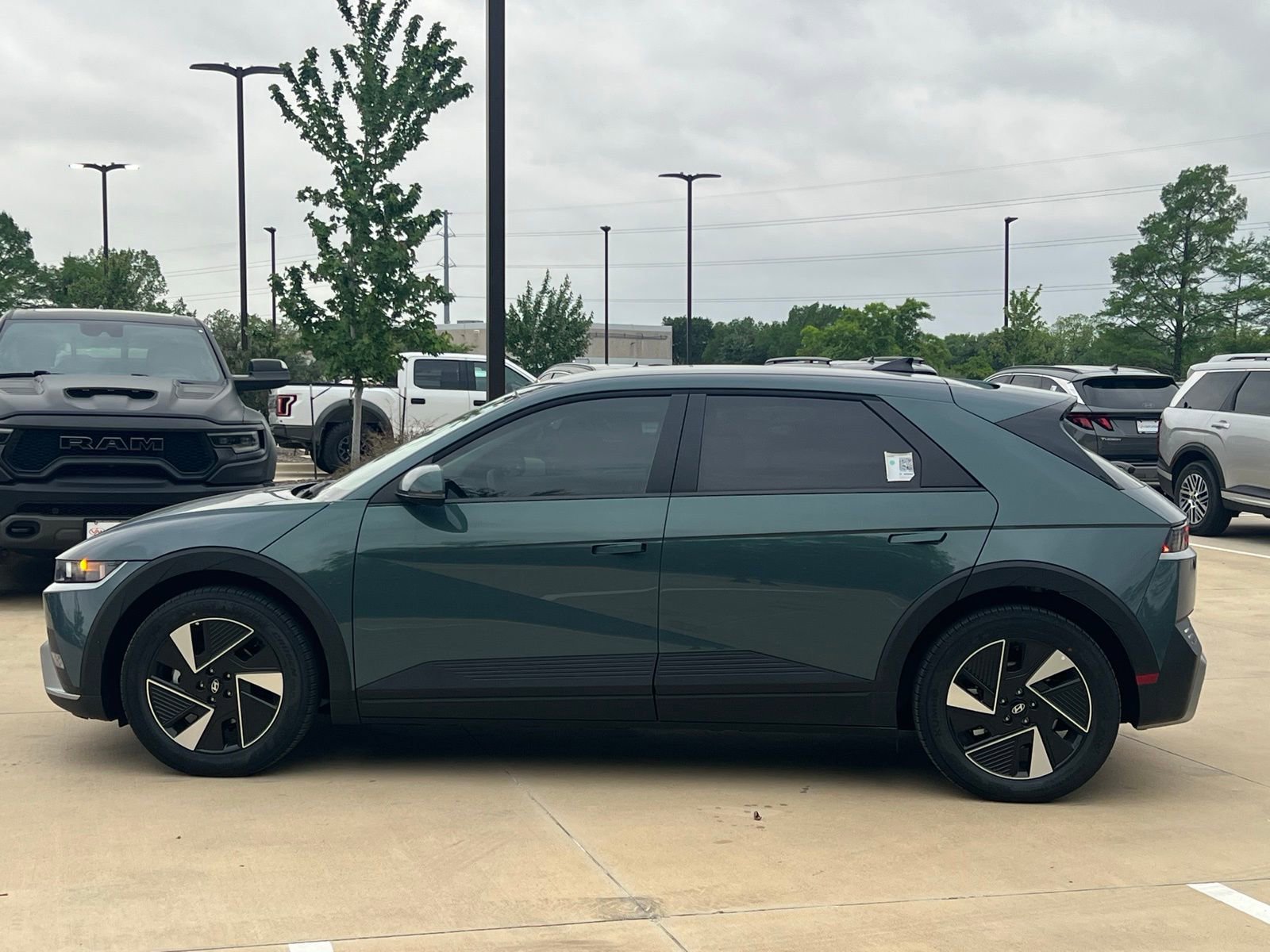 Used 2026 Hyundai Ioniq 5 SE RWD image 6