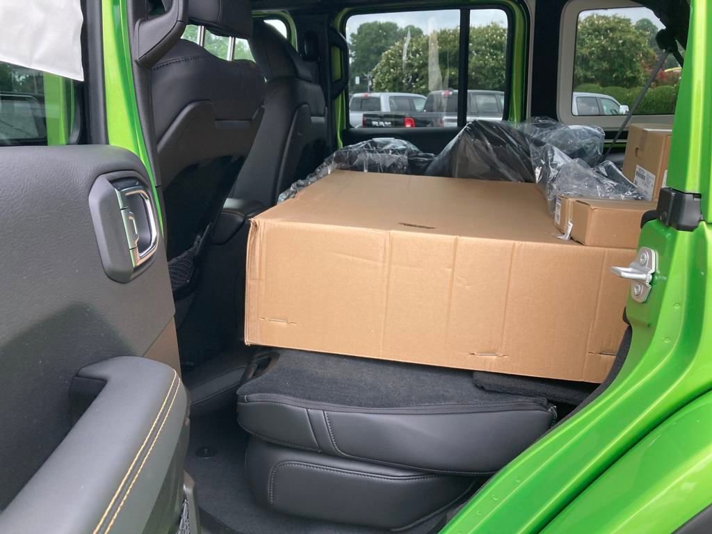 New 2025 Jeep Wrangler Rubicon 392 image 26