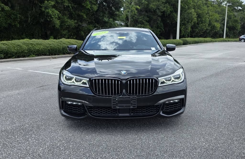 Used 2019 BMW 750i w/ Executive Package RWD image 8