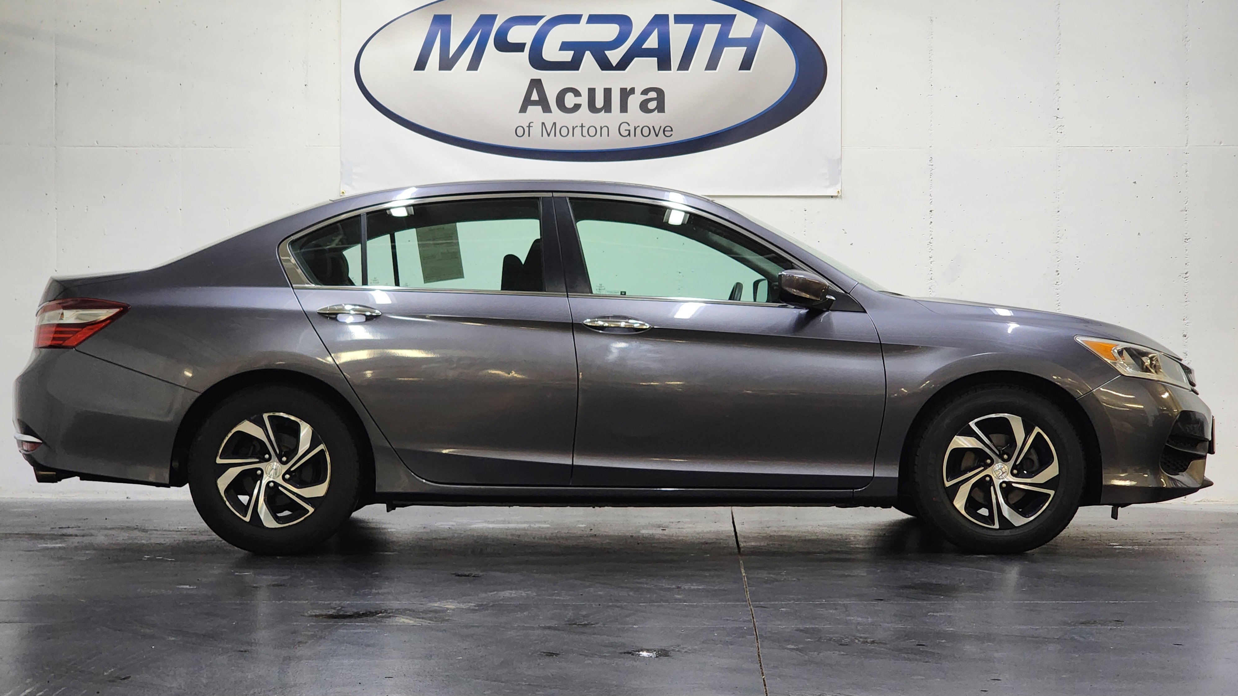 Used 2017 Honda Accord LX image 3