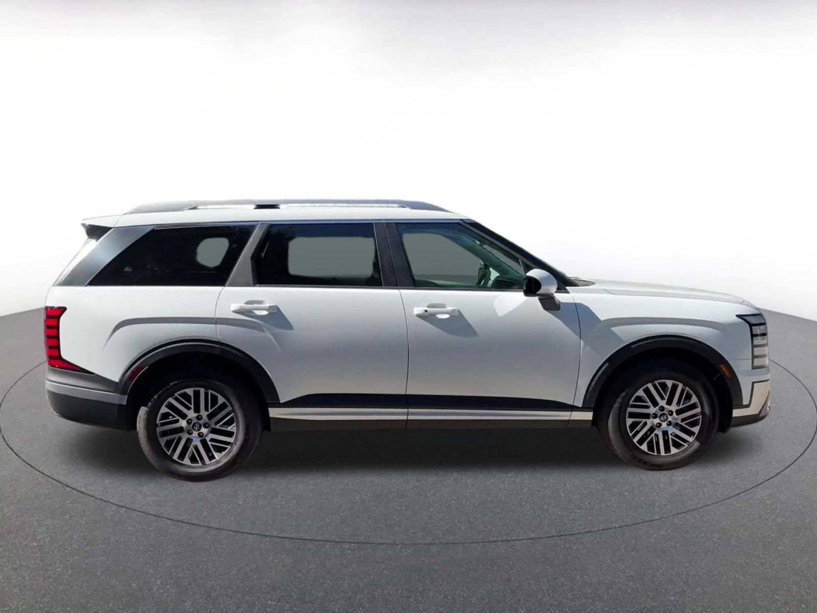 Used 2026 Hyundai Palisade SEL AWD/4WD image 16