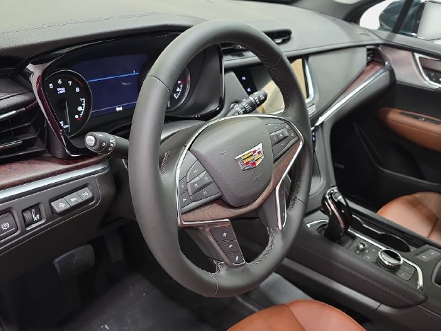 New 2026 Cadillac XT5 Premium Luxury w/ Driver Assist Package AWD/4WD image 12