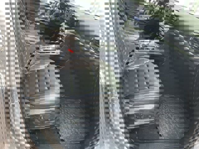 Used 2021 Ford Explorer XLT w/ Equipment Group 202A image 20