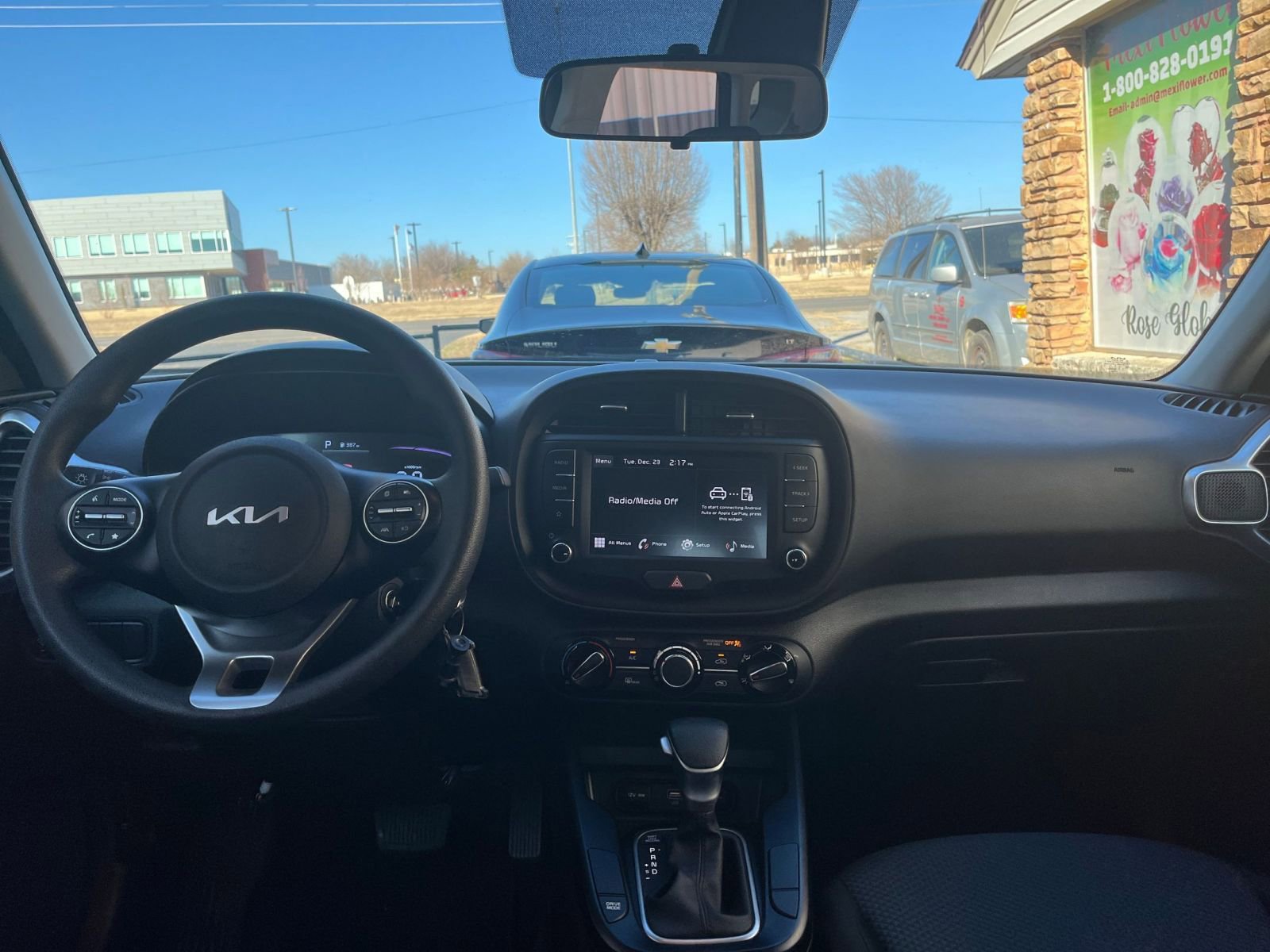 Used 2025 Kia Soul LX w/ LX Technology Package image 31