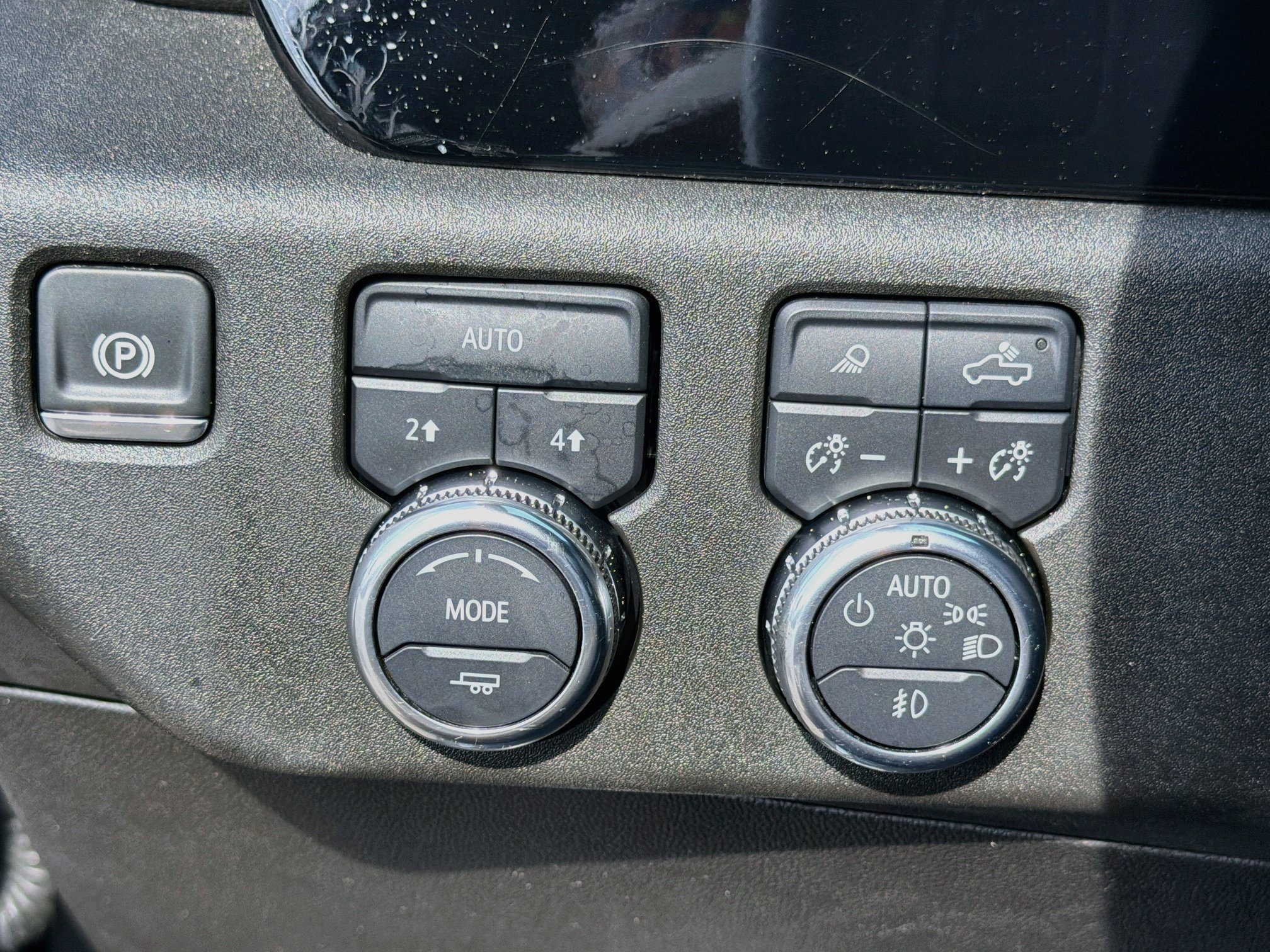 Used 2025 GMC Sierra 1500 SLT AWD/4WD image 33
