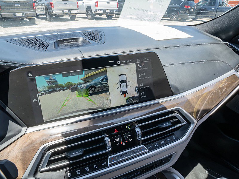 Used 2020 BMW X6 M50i w/ Executive Package AWD/4WD image 29