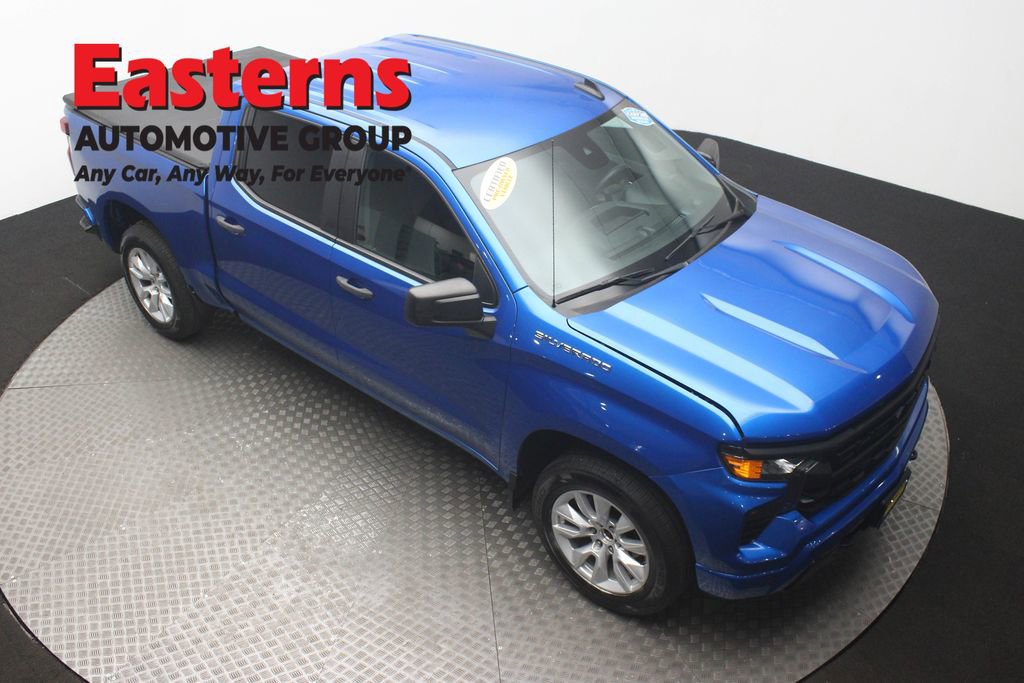 Used 2022 Chevrolet Silverado 1500 Custom image 3