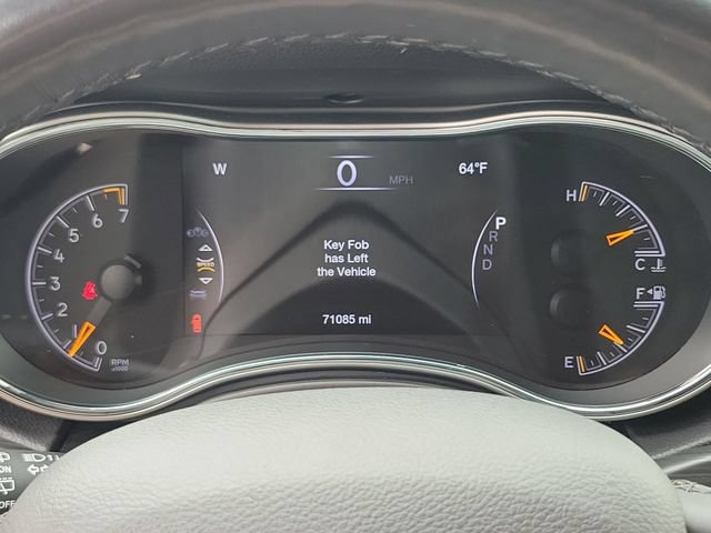 Used 2019 Jeep Grand Cherokee Altitude AWD/4WD image 23