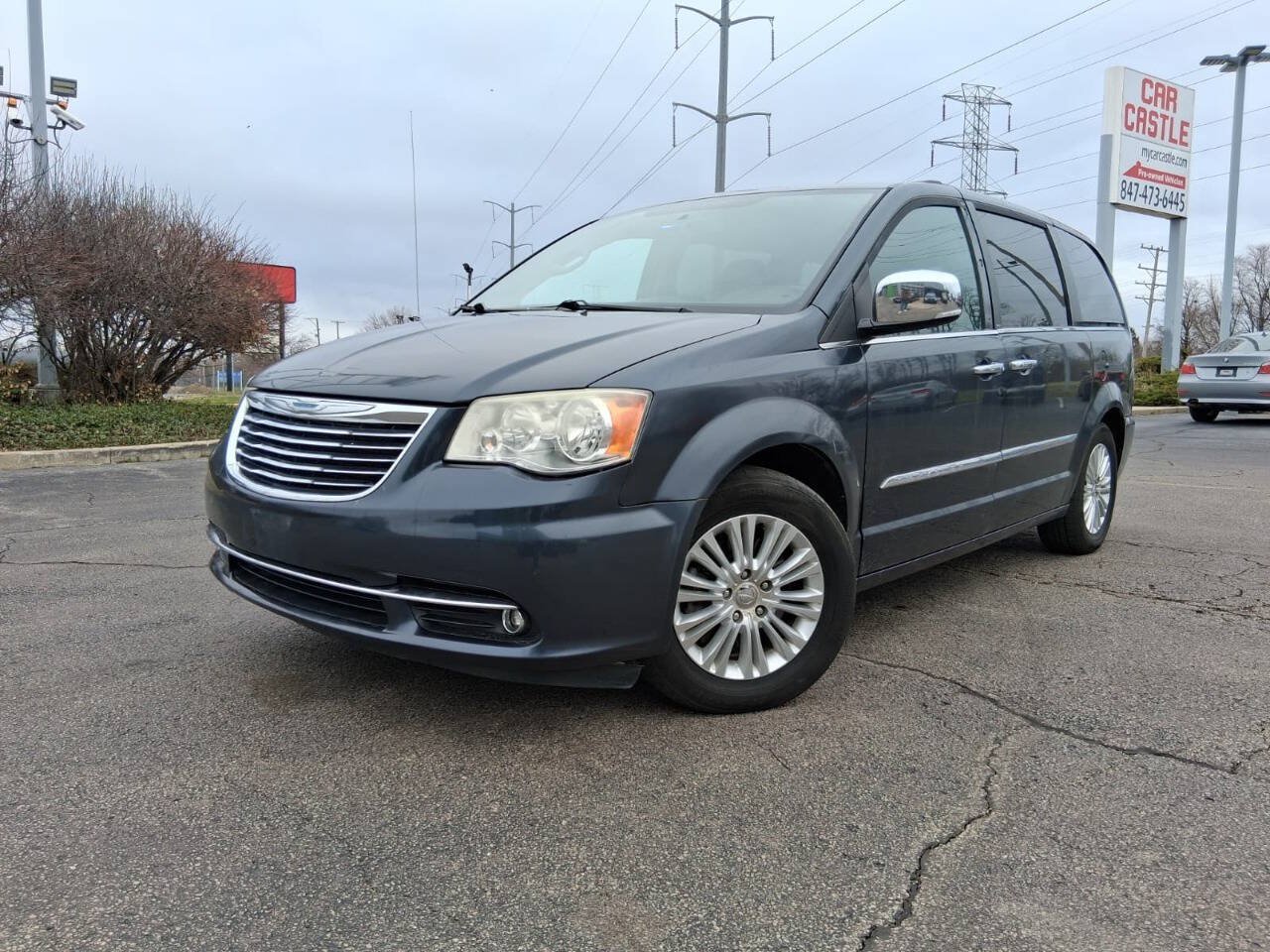 Used 2013 Chrysler Town & Country Touring-L w/ Premium Group