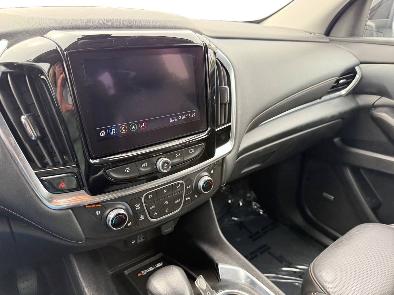 Used 2021 Chevrolet Traverse Premier w/ Redline Edition image 12