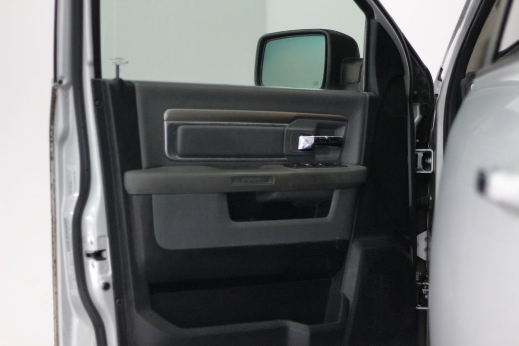 Used 2015 RAM 1500 Big Horn AWD/4WD image 41
