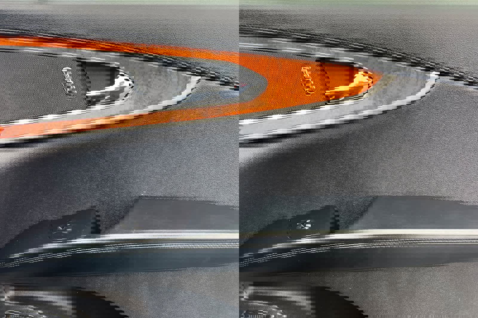 Used 2018 Lincoln MKX Reserve image 19