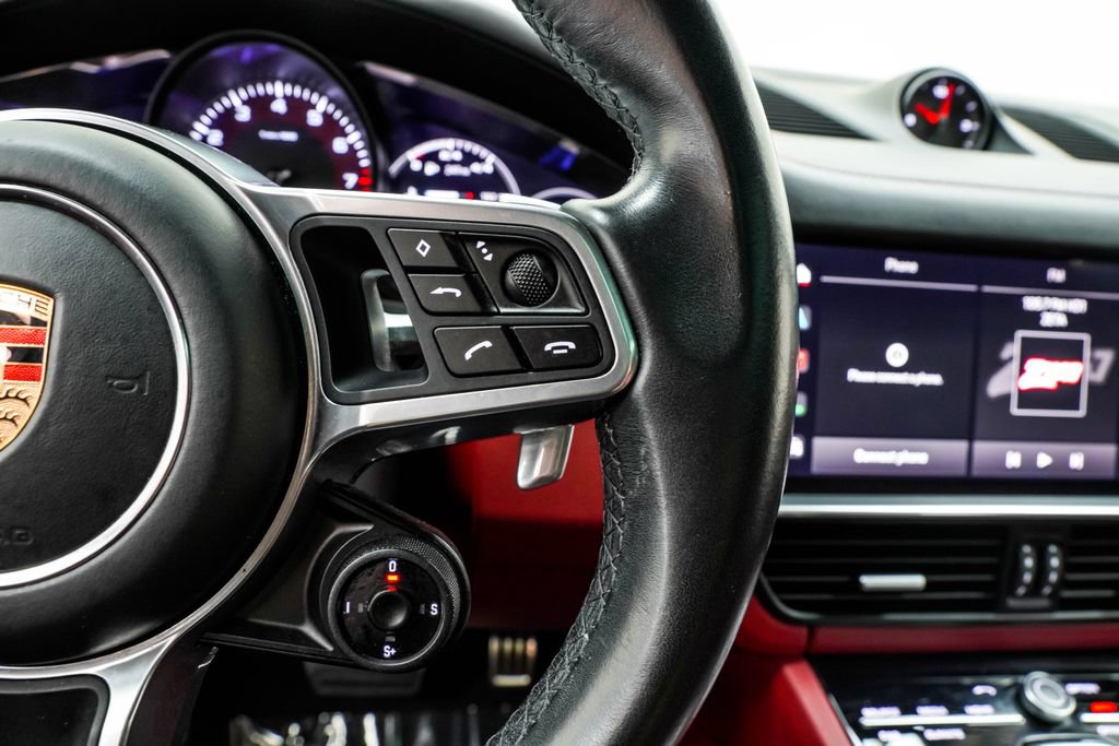 Used 2022 Porsche Cayenne S Platinum AWD/4WD image 33